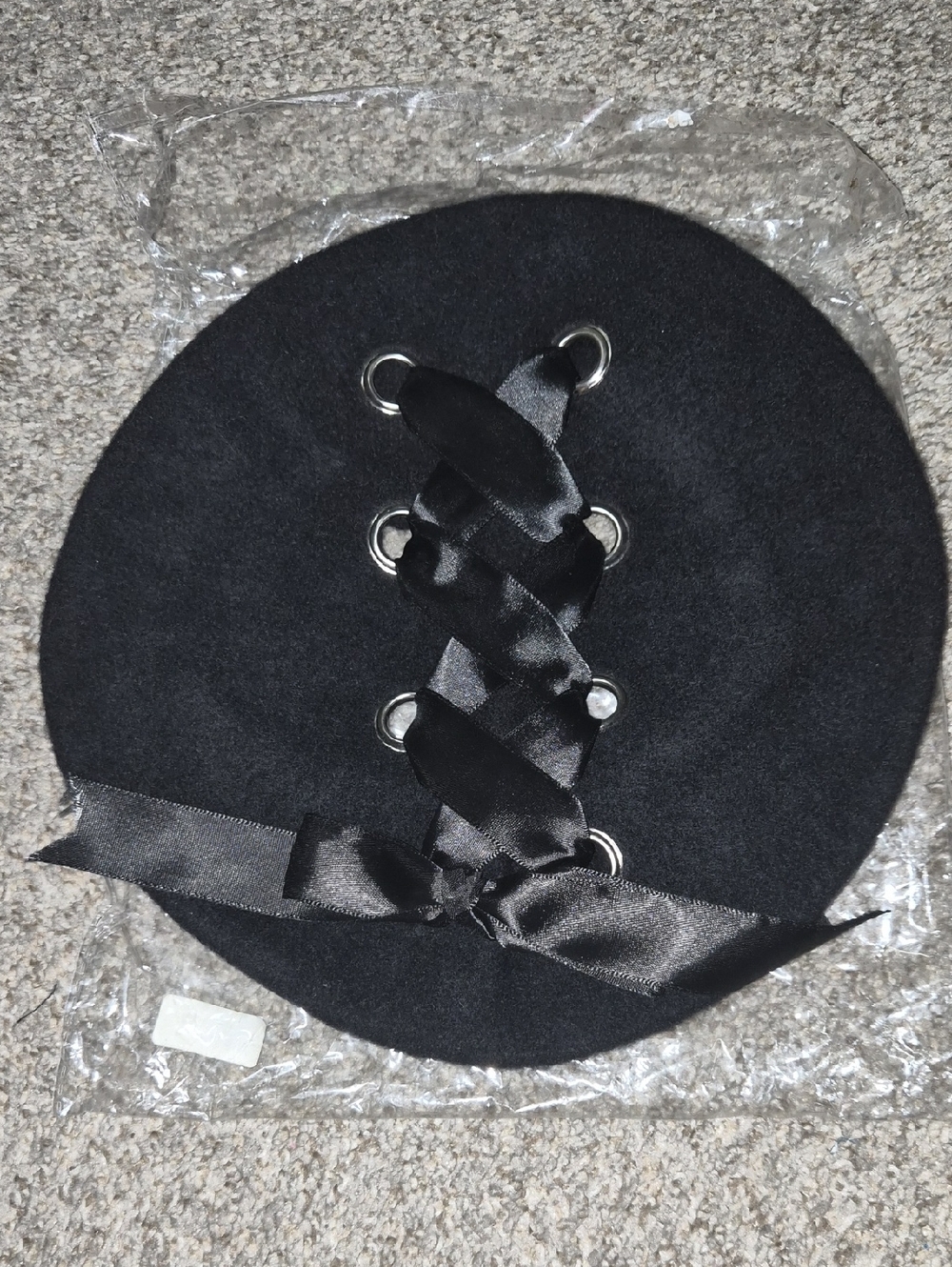 Black Lace-Up Ribbon Beret - Girls Accessories